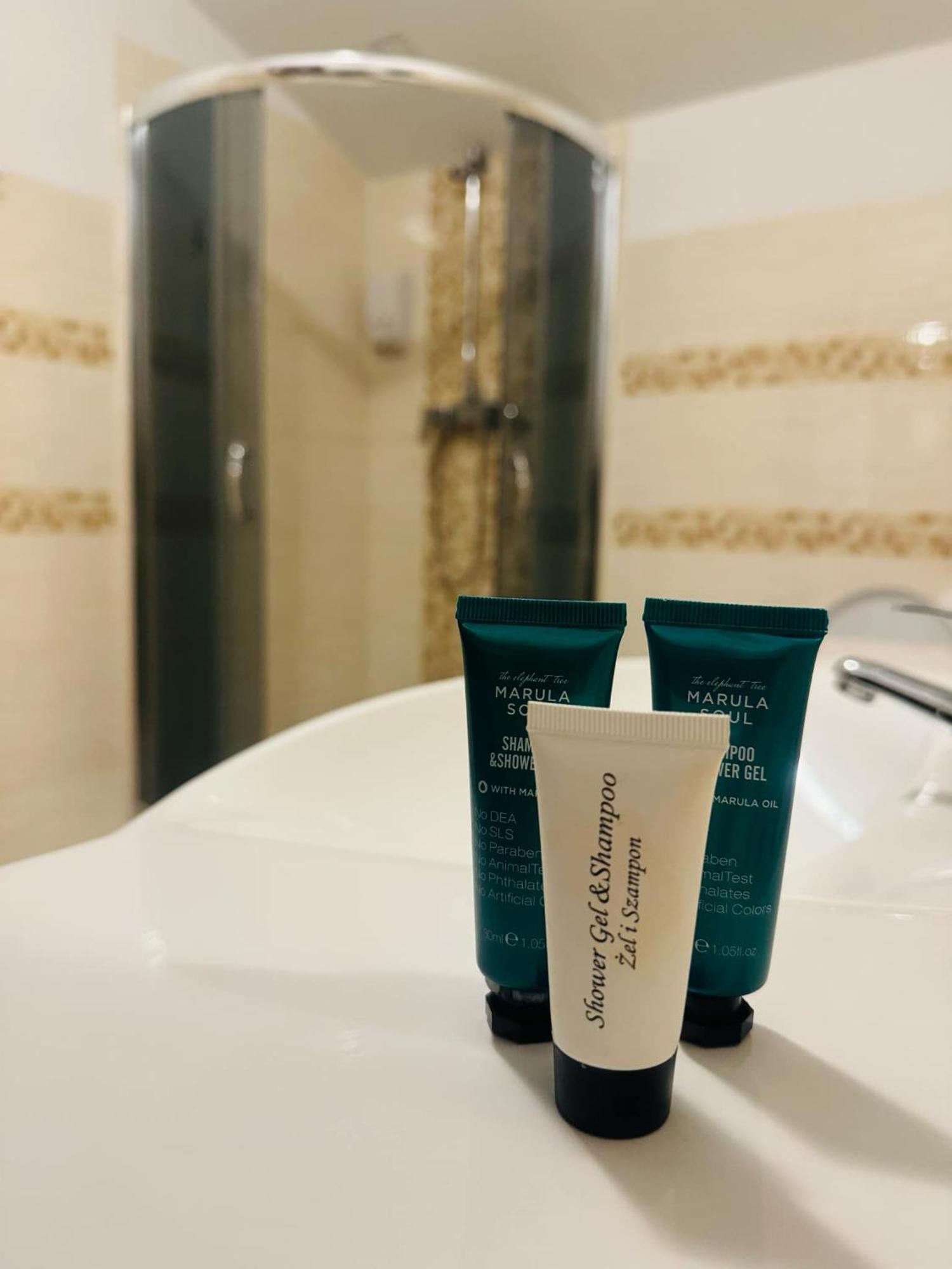 Magiczna Farma Hotel Obiady Maka I Magia Zambrow Exterior foto