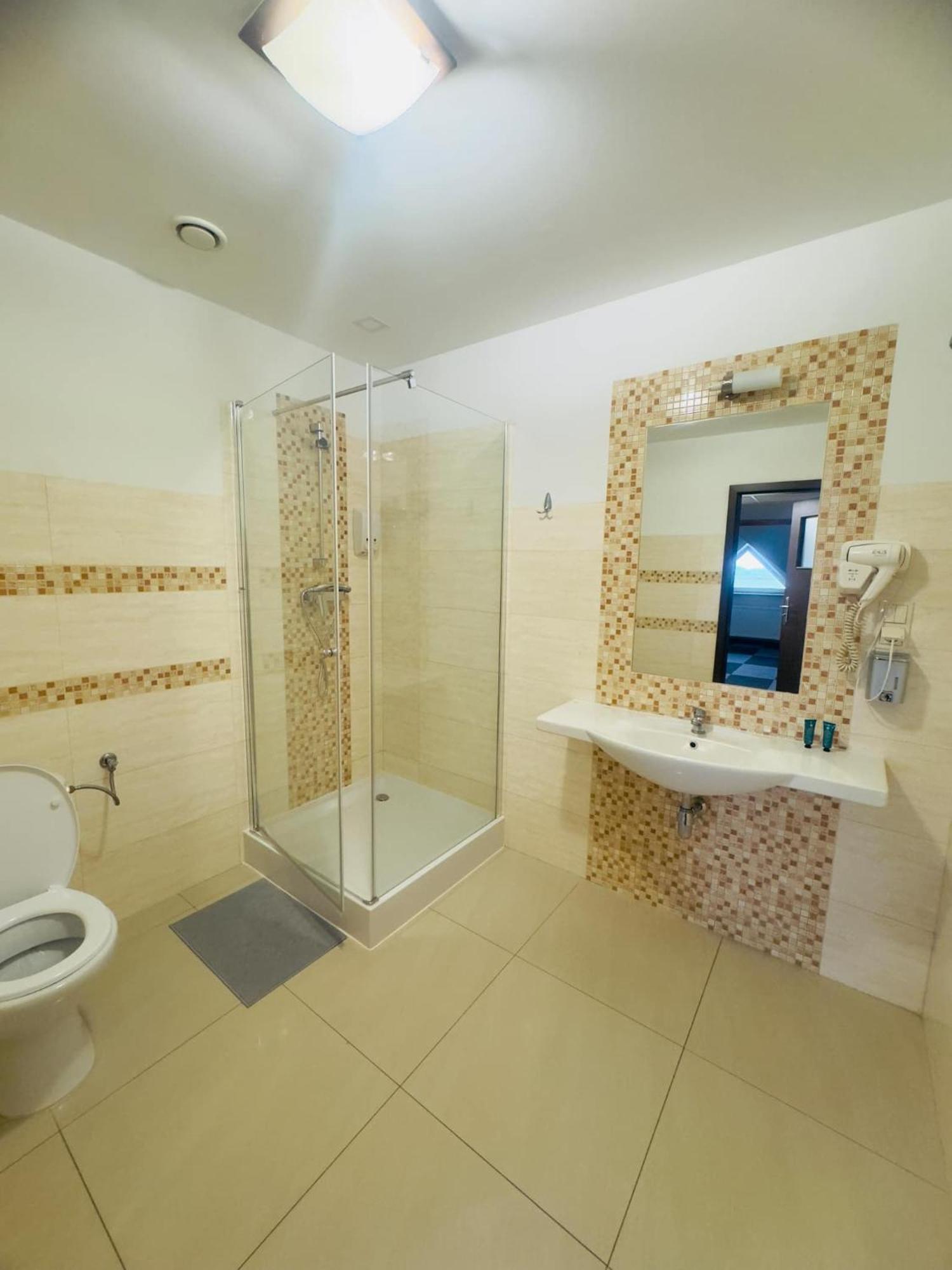 Magiczna Farma Hotel Obiady Maka I Magia Zambrow Exterior foto